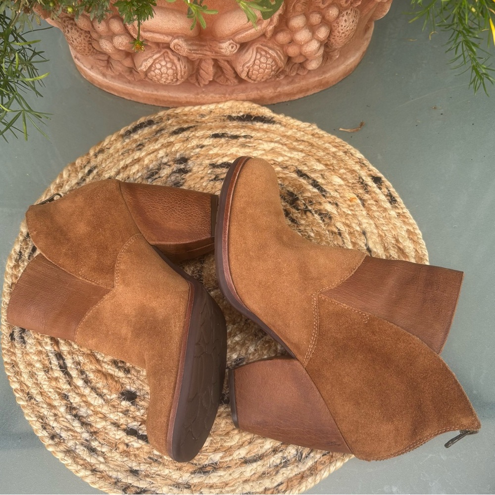Kork-Ease Castaneda Contemporary BoHo Booties